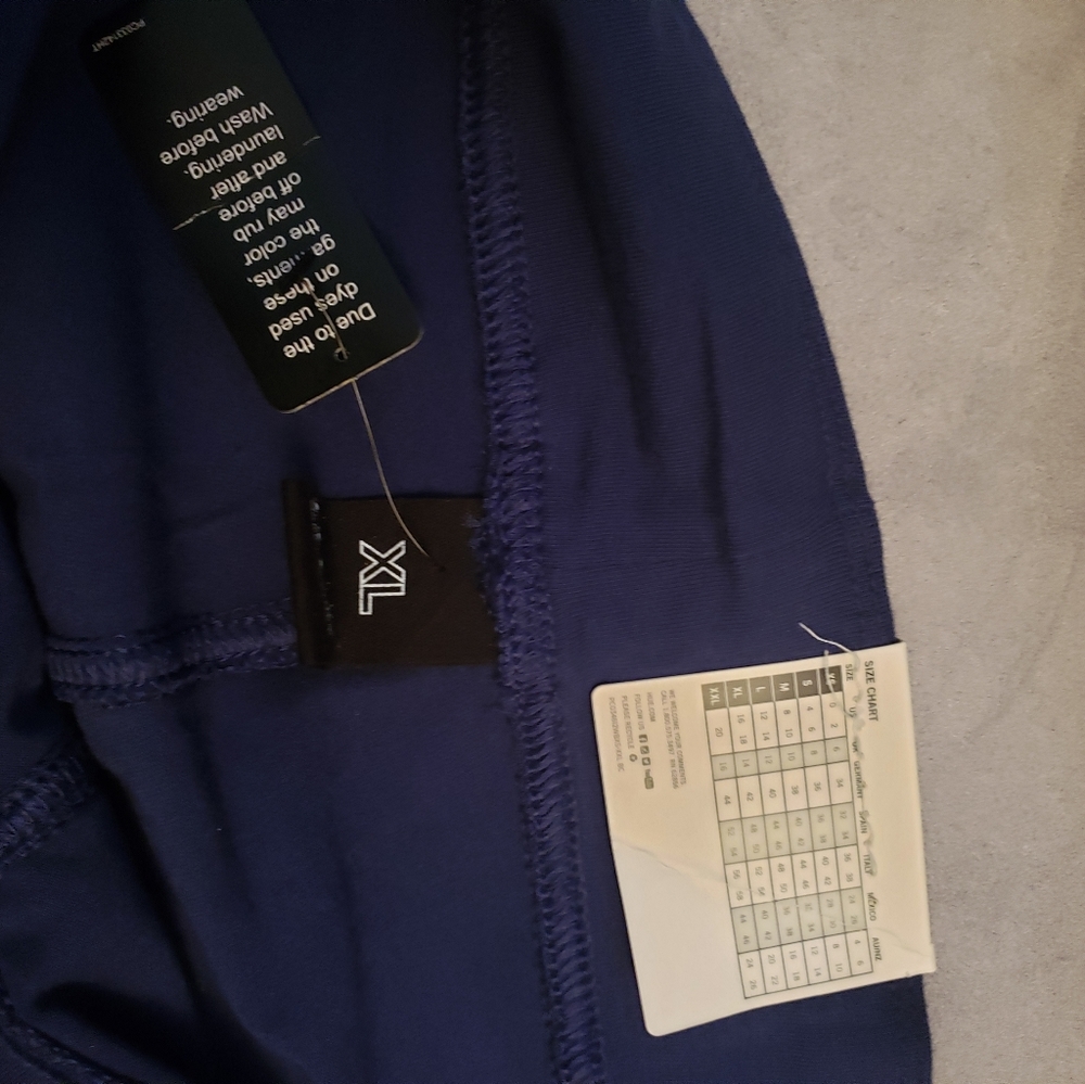 Hue Leatherette Leggings Navy XL - Picture 3 of 5